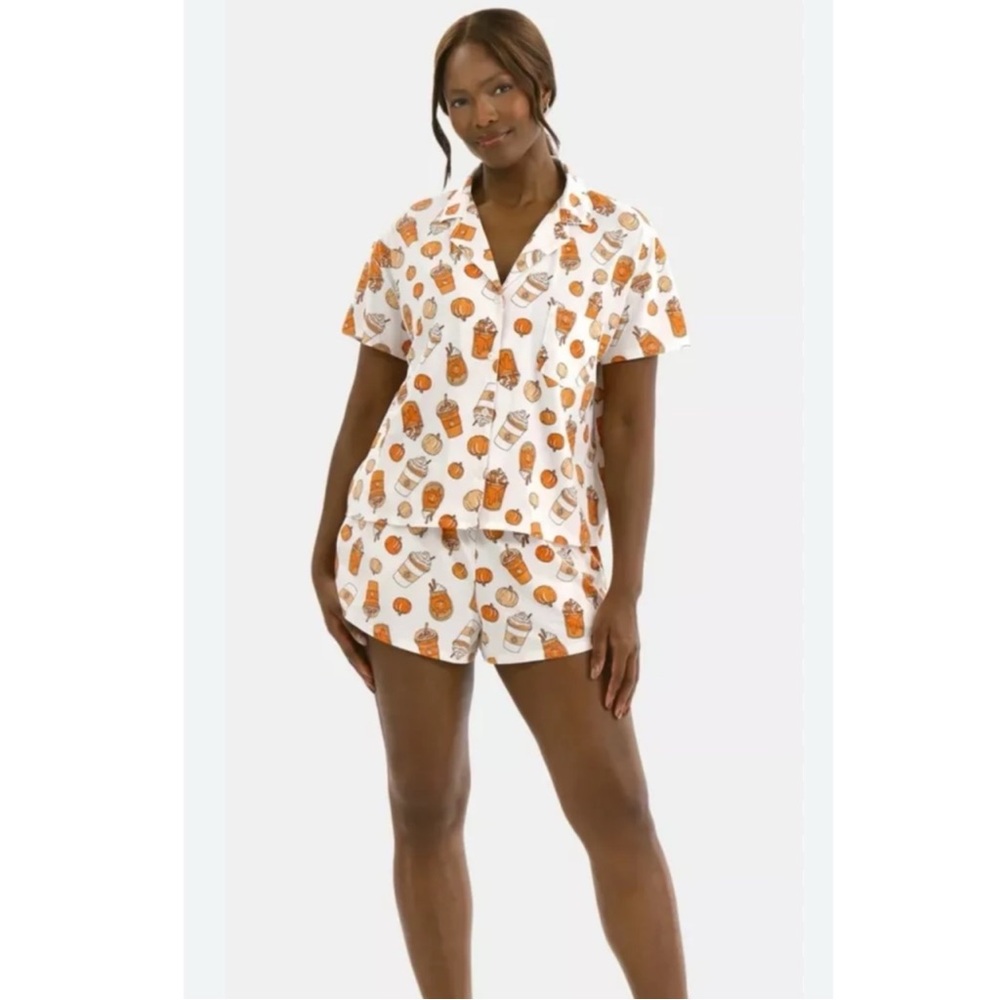 Celebrate! Fall 2PC Pumpkin Spice Halloween Fall Fashion Short Sleeve PJ Set XL